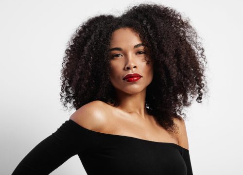 6 Makeup Tricks French Women Swear By For A 5-Minute “No-Makeup” Look