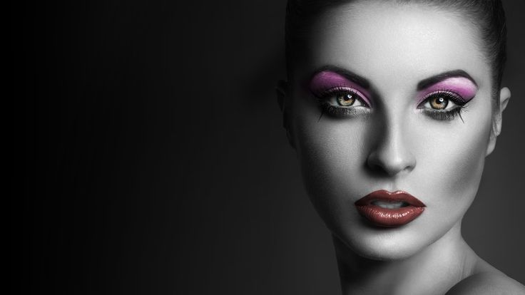 Hey gorgeous. Tap to chat on Whatsapp for faster delivery.